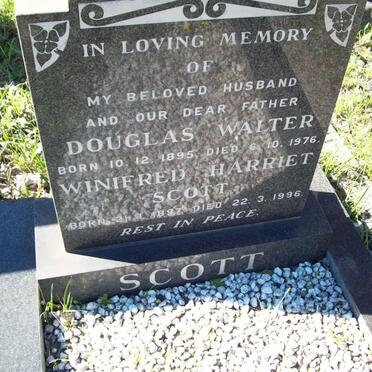 SCOTT Douglas Walter 1895-1976 &amp; Winifred Harriet 1897-1996