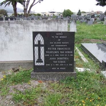 SCHAIK Pieter Franciscus Wilhelmus, van 1898-1961 &amp; Anna Dorothea 1897-1969