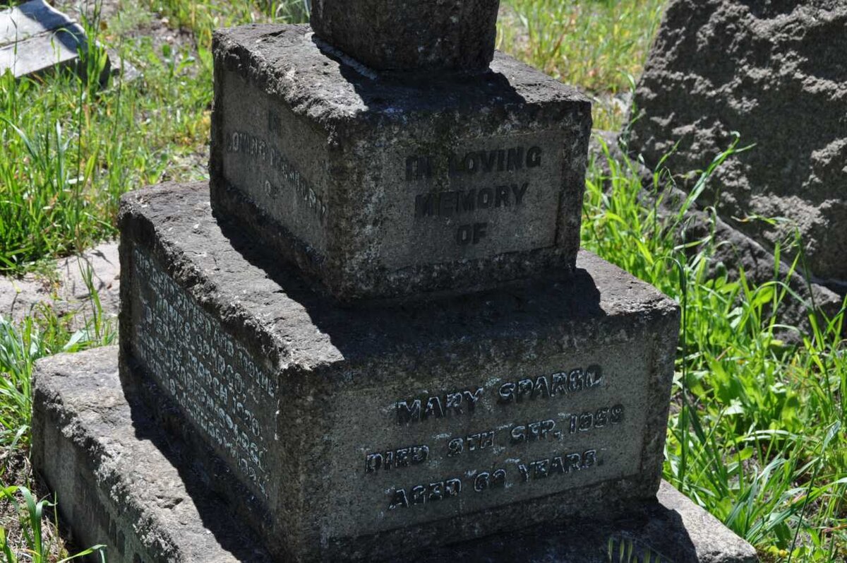 SPARGO James -1920 &amp; Elizabeth -1925 :: SPARGO Thomas :: SPARGO Mary -1959  :: OVERTON Laura Elizabeth -1961