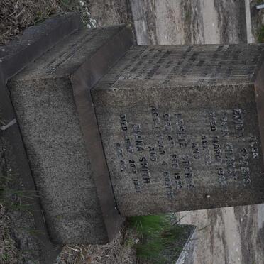 SPARKS Emily nee CHANEY -1922 :: SPARKS Leslie -1922 :: SMITH Diana -1901