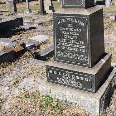 WET Justinus, de 1844-1919 &amp; Elizabeth Matilda ROUX 1854-1936