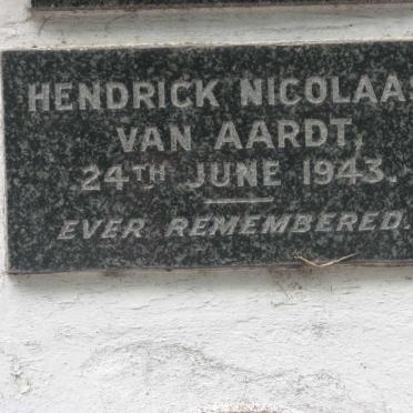 AARDT Hendrick Nicolaas, van -1943