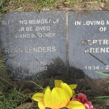 ARENDSE Gertrude 1934-2002 :: LENDERS Ryan 1982-2002