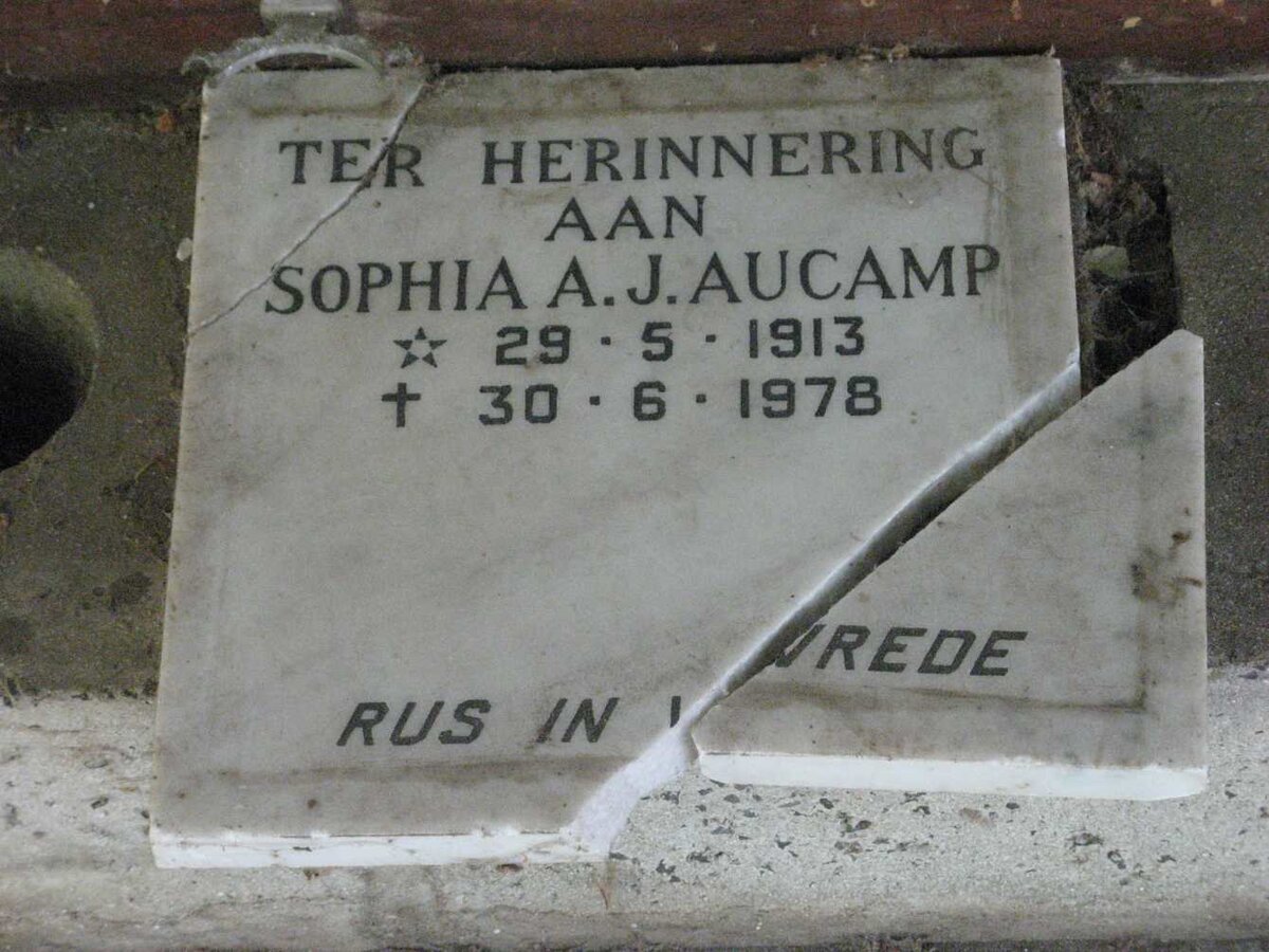 AUCAMP Sophia A.J. 1913-1978