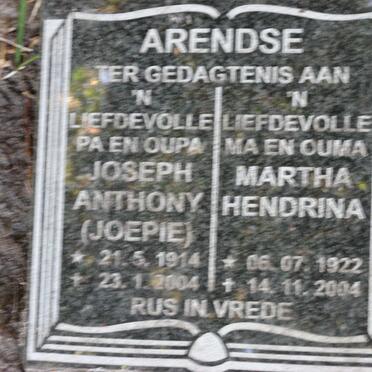 ARENDSE Joseph Anthony 1914-2004 &amp; Martha Hendrina 1922-2004 :: ARENDSE Rita Wilma 1956-2011