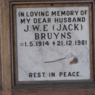 BRUYNS J.W.E. 1914-1981