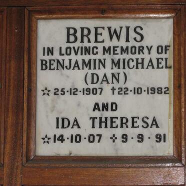 BREWIS Benjamin Michael 1907-1982 &amp; Ida Theresa 1907-1991