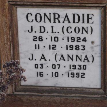 CONRADIE J.D.L. 1924-1983 &amp; J.A. 1930-1992