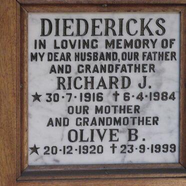 DIEDERICKS Richard J. 1916-1984 &amp; Olive B. 1920-1999
