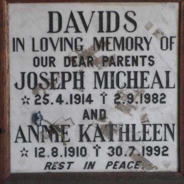 DAVIDS Joseph Micheal 1914-1982 &amp; Annie Kathleen 1910-1992
