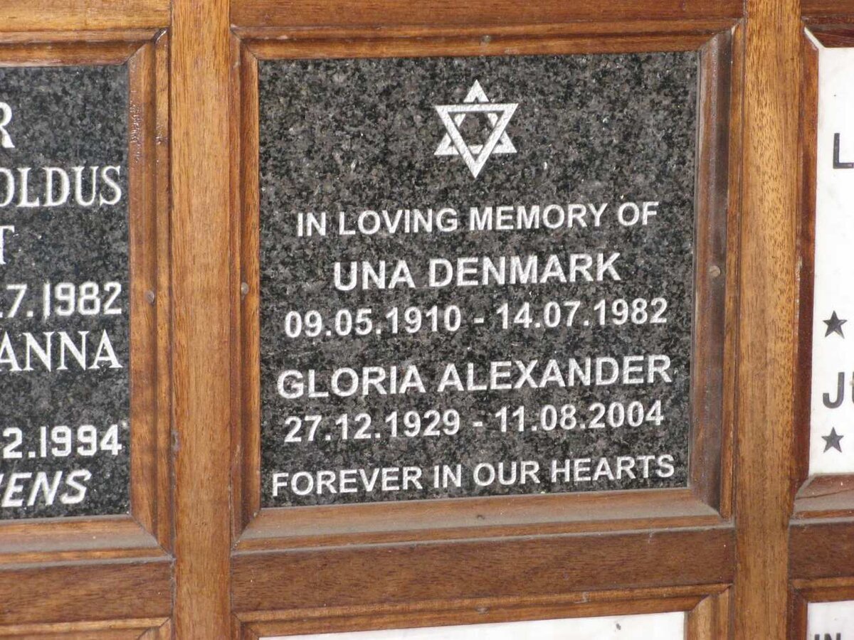 DENMARK Una 1910-1982 :: ALEXANDER Gloria 1929-2004