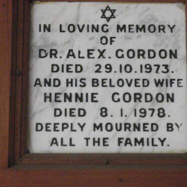 GORDON Alex -1973 &amp; Hennie -1978