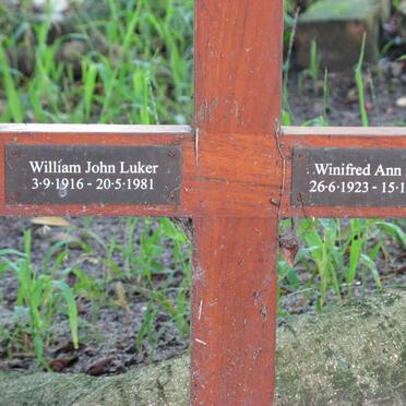 LUKER William John 1916-1981 &amp; Winifred Ann 1923-2001