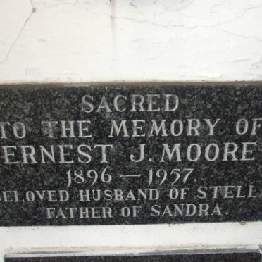 MOORE Ernest J. 1896-1957