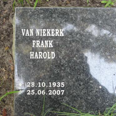 NIEKERK Frank Harold, van 1935-2007