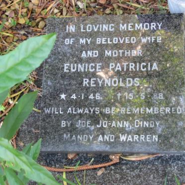 REYNOLDS Eunice Patricia 1946-1988