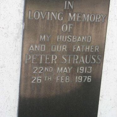 STRAUSS Peter 1913-1976