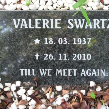 SWARTZ Valerie 1937-2010