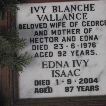VALLANCE Ivy Blanche -1976 :: ISAAC Edna Ivy -2004