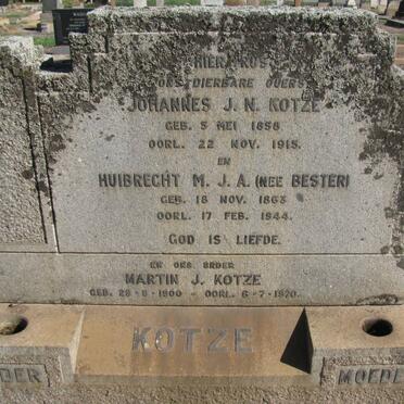 KOTZE Johannes Jacobus Nicolaas 1858-1915 &amp; Huibrecht Maria Johanna Aletta BESTER 1863-1944 :: BESTER Martin J. 1900-1970