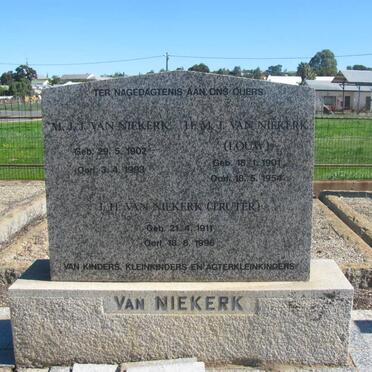 NIEKERK M.J.J, van 1902-1993 &amp; H.M.J LOUW 1901-1954