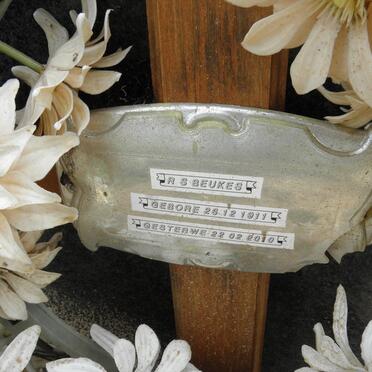 BEUKES R.S. 1911-2010