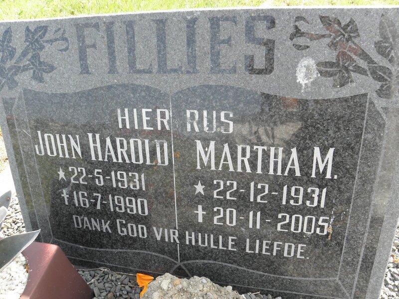FILLIES John Harold 1931-1990 &amp; Martha M. 1931-2005