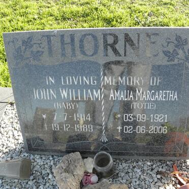 THORNE John William 1914-1989 &amp; Amalia Margaretha 1921-2006