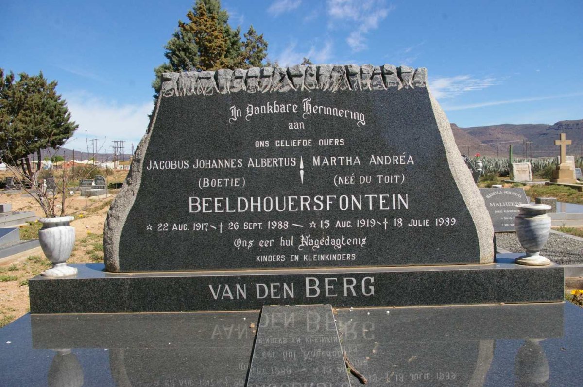 BERG Jacobus Johannes Albertus, van den 1917-1988 &amp; Martha Andrea DU TOIT 1919-1989