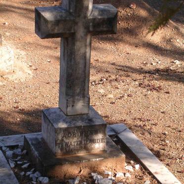 NAUDÉ Adrienne Te Water