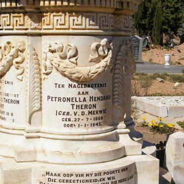 THERON Hendrik Jacobus 1868-1925 &amp; Petronella Hendrika V.D. MERWE 1868-1945