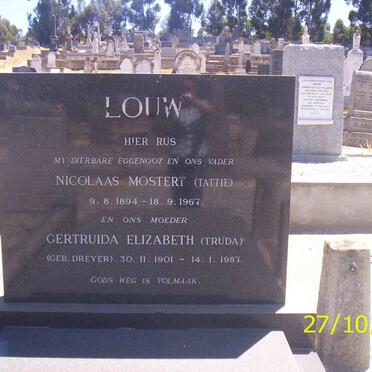 LOUW Nicolaas Mostert 1894-1967 &amp; Getruida Elizabeth DREYER 1901-1987