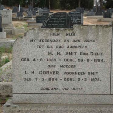 SMIT M.N. 1889-1954 &amp; L.H. CORVER formerly SMIT 1894-1978