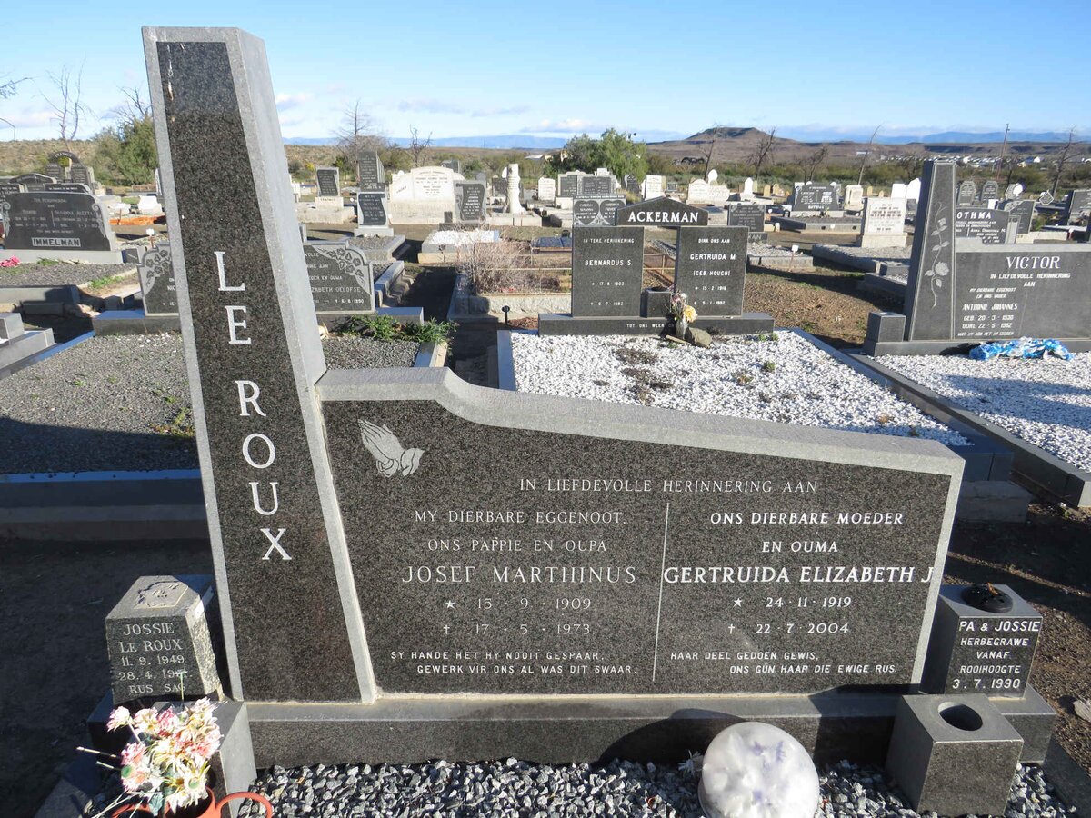 ROUX Josef Marthinus, le 1909-1973 & Gertruida Elizabeth J. 1919-2004