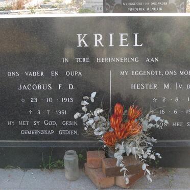 KRIEL Jacobus F.D. 1913-1991 &amp; Hester M. V.D. VYVER 1912-1990