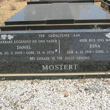 MOSTERT Daniel 1909-1978 &amp; Dina 1916-2004
