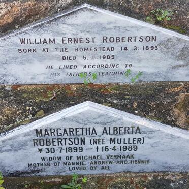 ROBERTSON William Ernest 1893-1985 &amp; Margaretha Alberta formerly VERMAAK nee MULLER 1899-1989