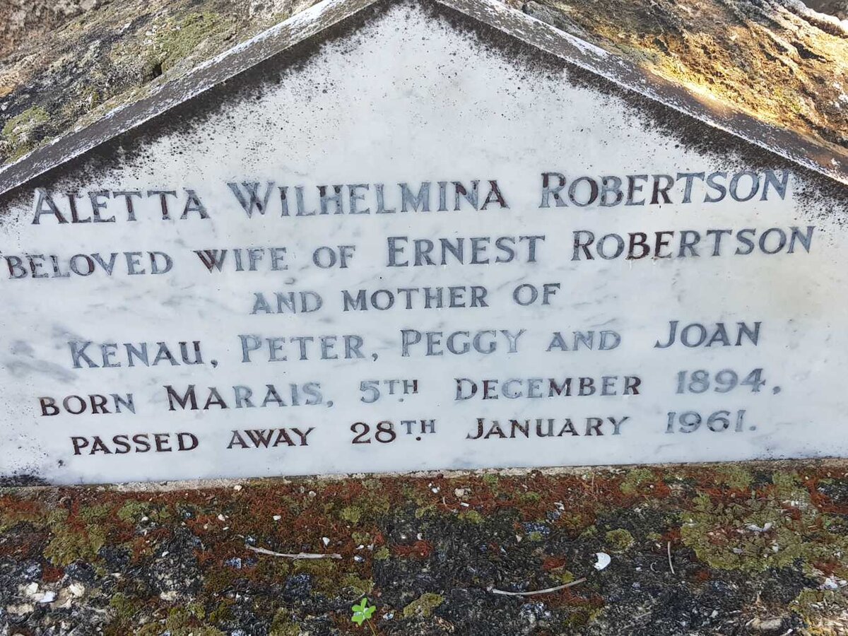 ROBERTSON Aletta Wilhelmina nee MARAIS 1894-1961