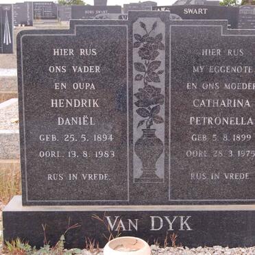DYK Hendrik Daniel, van 1894-1983 &amp; Catharina Petronella 1899-1975