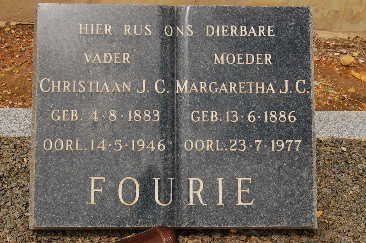 FOURIE Christiaan J.C. 1883-1946 &amp; Margaretha J.C. 1886-1977