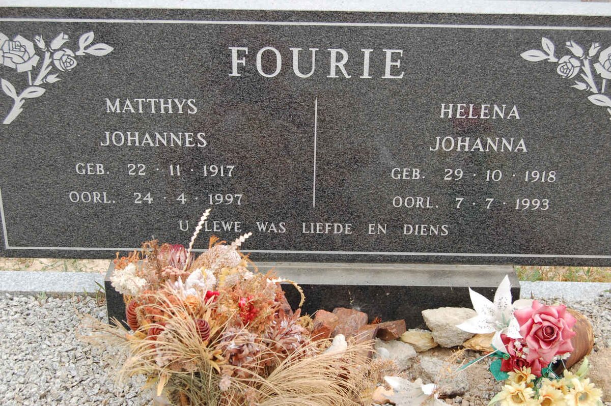 FOURIE Matthys Johannes 1917-1997 &amp; Helena Johanna 1918-1993
