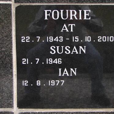 FOURIE At 1943-2010 :: FOURIE Susan 1946- :: FOURIE Ian 1977-