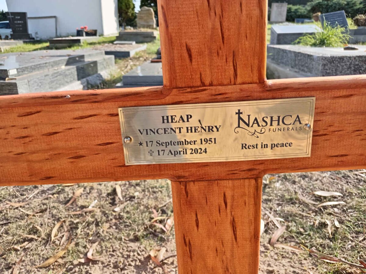 HEAP Vincent Henry 1951-2024