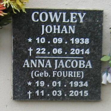 COWLEY Johan 1938-2014 &amp; Anna Jacoba FOURIE 1934-2015