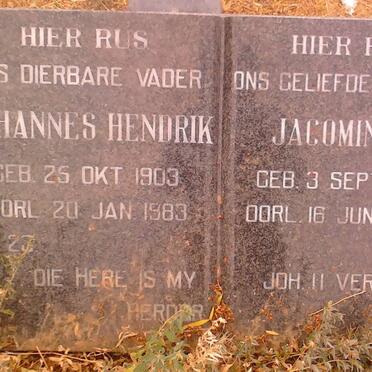 ? Johannes Hendrik 1903-1983 &amp; Jacomina J. 1905-1985