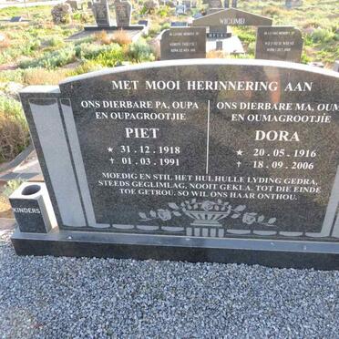 ? Piet 1918-1991 & Dora 1916-2006