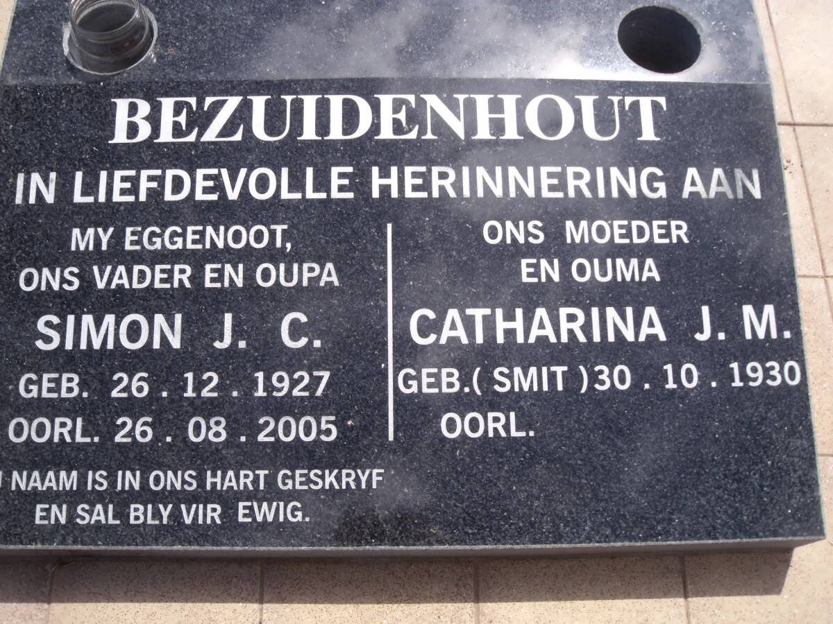 BEZUIDENHOUT Simon J.C. 1927-2005 &amp; Catherine J.M. SMIT 1930-