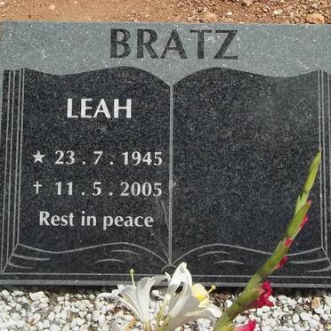 BRATZ Leah 1945-2005