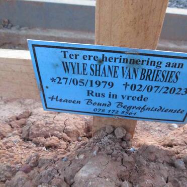 BRIESIES Shane, van 1979-2023