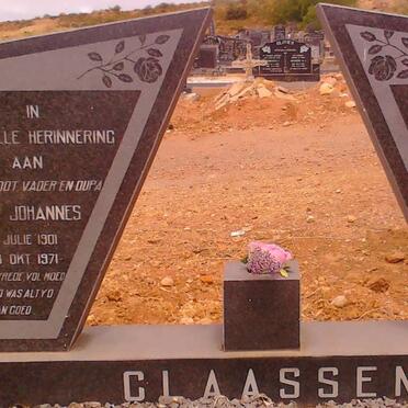 CLAASSEN Hendrik Johannes 1901-1971 &amp; Susarah Magrietha COETZEE 1901-1978 